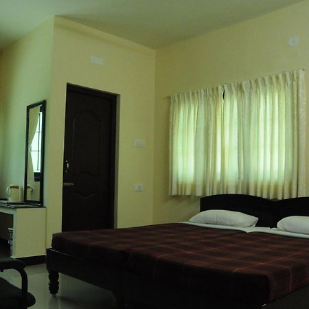 Hotel Kc Yercaud Exterior photo